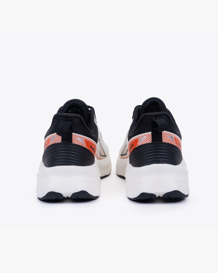 Diadora NAMI — góc 3